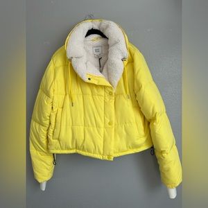 BDG Yellow Puffer